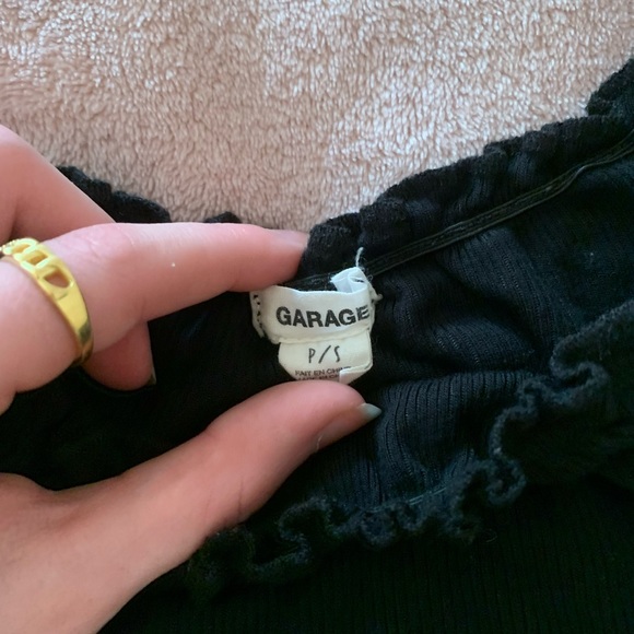 Garage off the shoulder shirt, in black - Picture 2 of 3